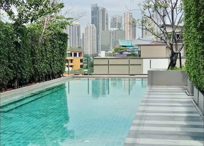 Thonglor Comfort Next To Bts 公寓