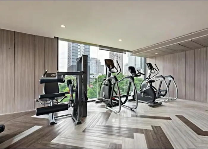Thonglor Comfort Next To Bts 公寓